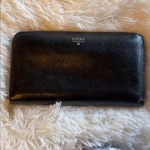 Fossil real leather zipper wallet